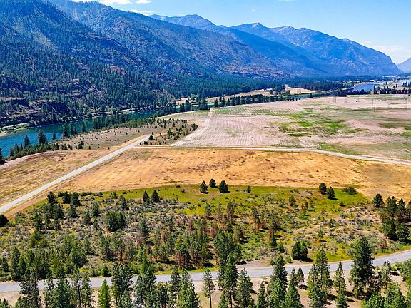 3rd image of 4 Harbine Ranch Rd