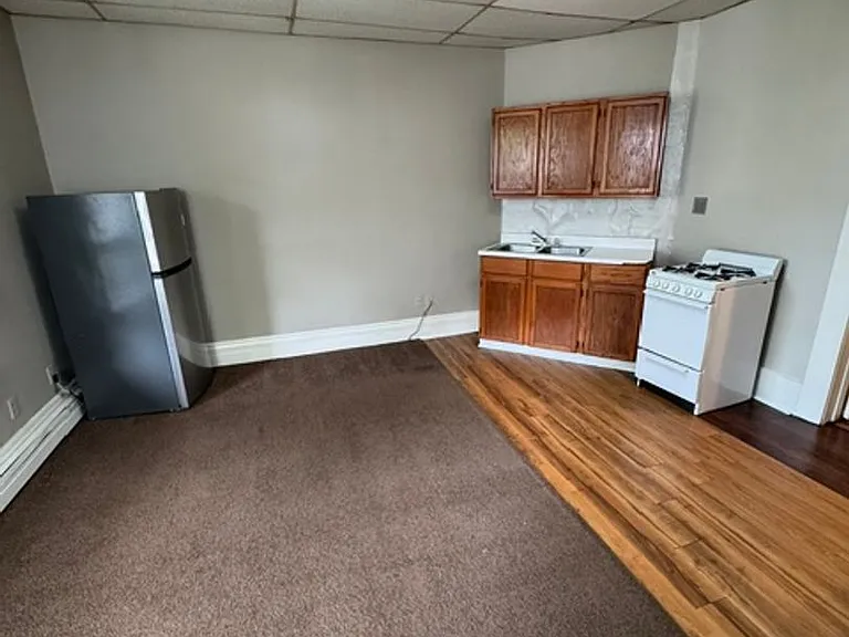 1704 W Main St — Photo 6