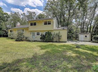 2 Glenside Ct, East Brunswick, NJ 08816