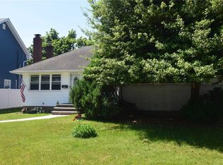 2942 Morgan Dr, Wantagh, NY 11793