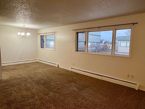 5th image of 3530 E 42nd Ave APT 6