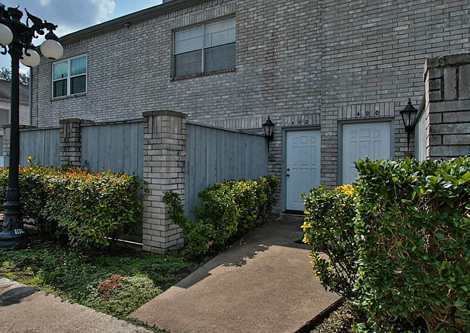 1st image of 402 Wilcrest Dr #402