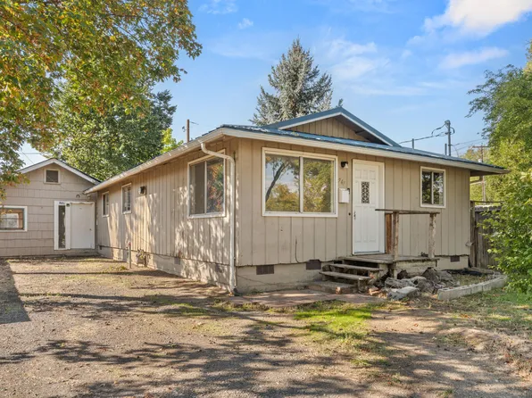947 Dakota Ave, Medford, OR 97501