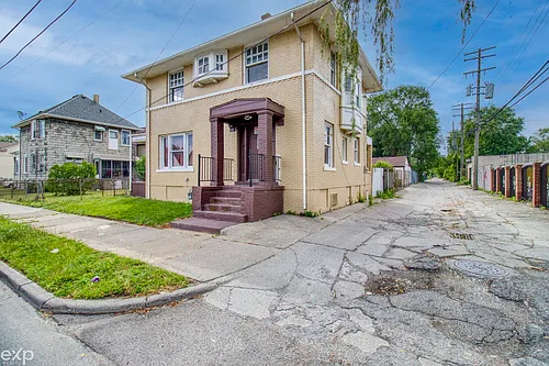 5421 Toledo St Photo 1