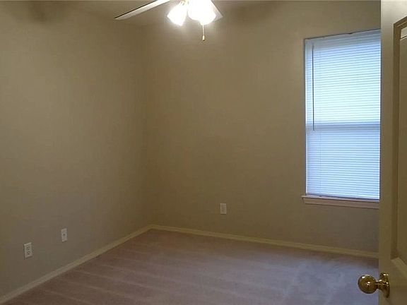 2nd image of 4111 SW Shadowrock Pl
