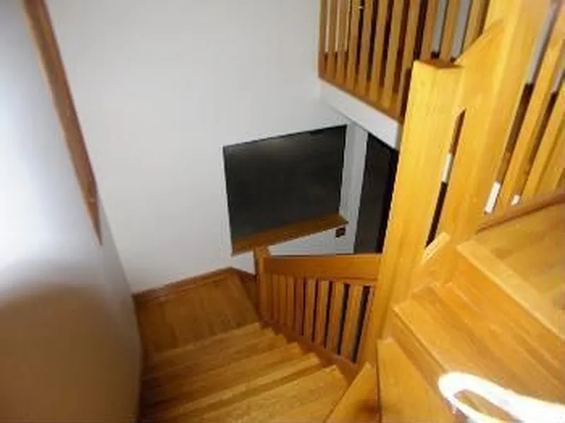 Thumbnail 11