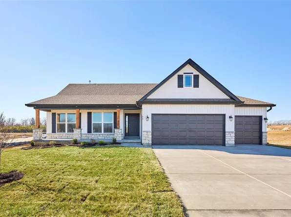 504 Clarks Xing, Moscow Mills, MO 63362