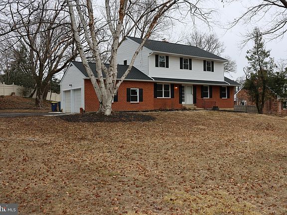2nd image of 119 Westgate Dr