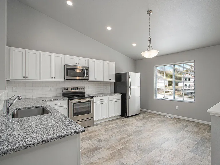 3059 N Sedge Wren Dr SW — Photo 3