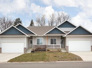 414 Valley View Dr #A, Cherokee, IA 51012