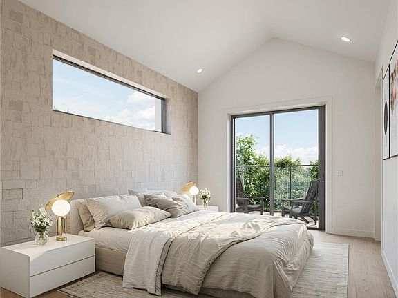 5th image of 2100 Allenby St #4