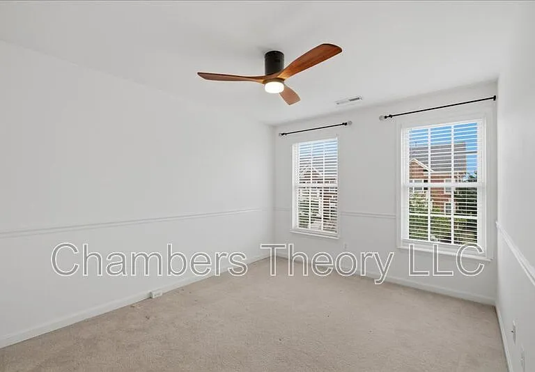 42693 Rolling Rock Sq — Photo 22