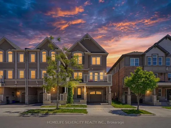 3085 Mistletoe Gdns, Oakville, ON L6M 0Y7