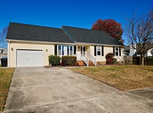 792 Chippendale Dr, Virginia Beach, VA 23455