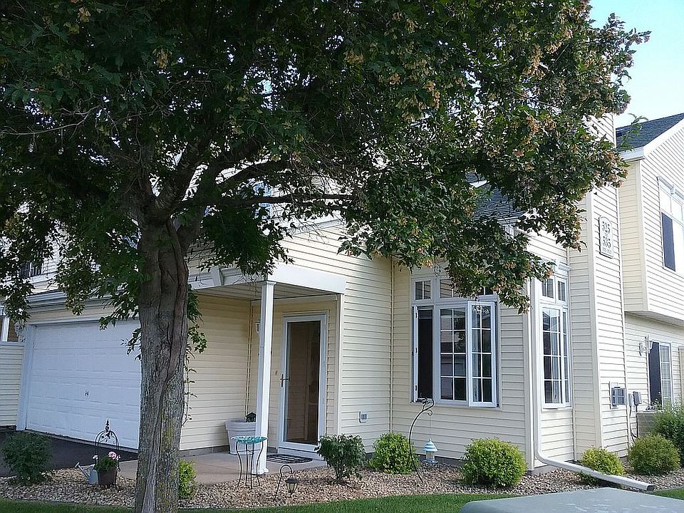 1st image of 525 Aqua Cir