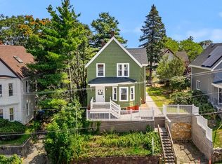 37 Birch St, Lynn, MA 01902