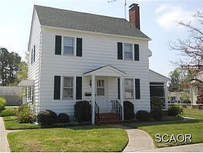 1st image of 617 W Spruce St