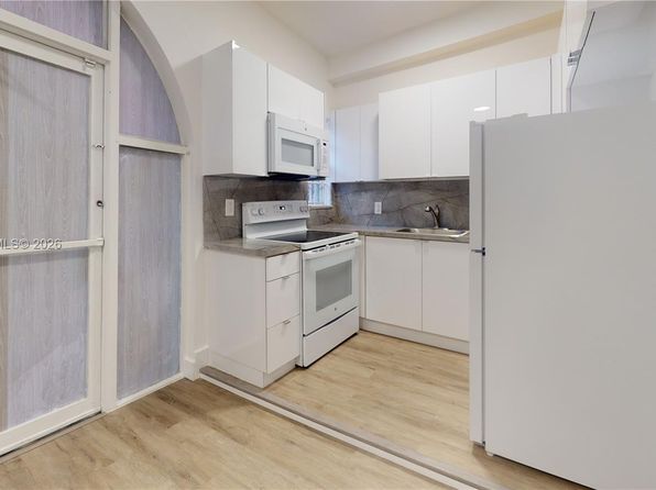 828 Pennsylvania Ave #2