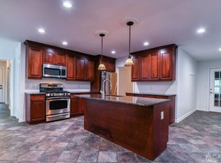 4 Voorhees Rd, New Brunswick, NJ 08901