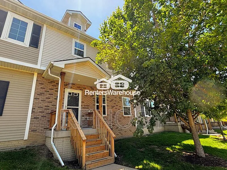 52 SE Booth Ave — Photo 5