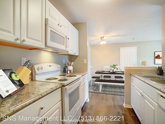 4th image of 11324 Southland Rd #10435296