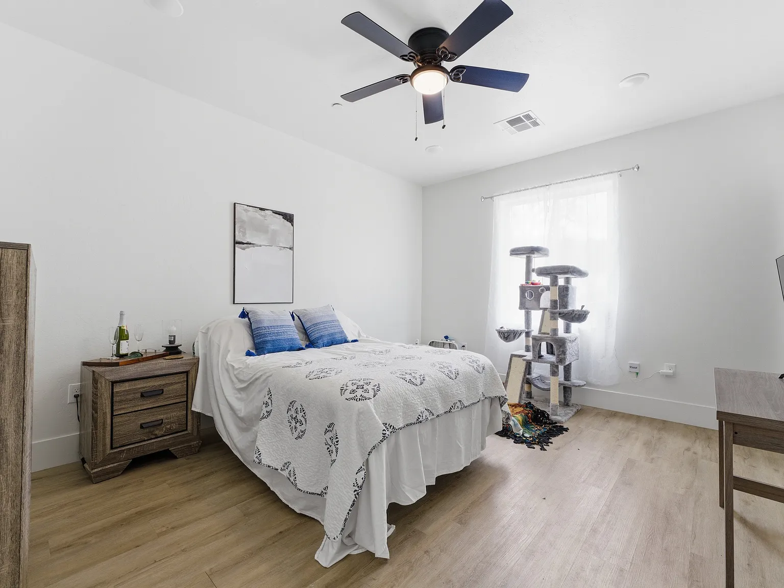 3 bed, 1507 sqft, $2,400 — Photo 4