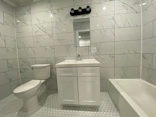 Rented by Union Square Property Management | media 6