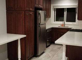 1032 El Camino Real APT 4, Redwood City, CA 94063