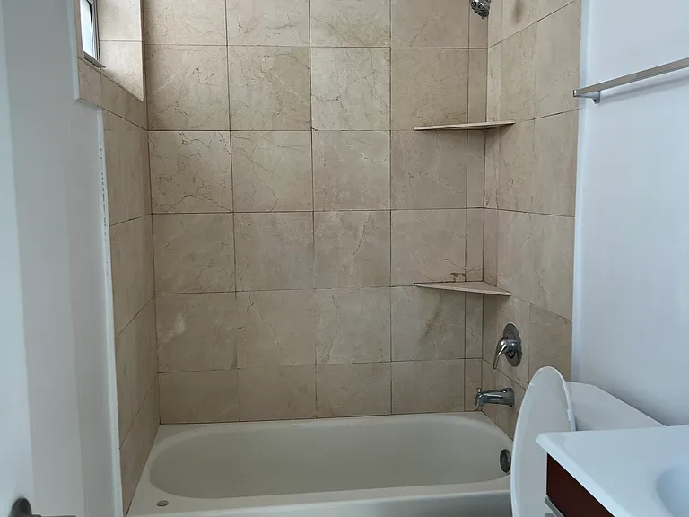 1917 Bay Dr #3 — Photo 13