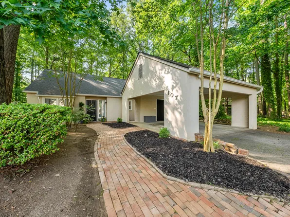 107 Wimbledon Ct, Cary, NC 27511