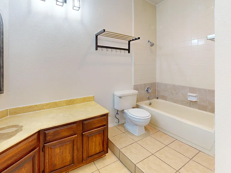 3100 Devonshire Dr #205 — Photo 8