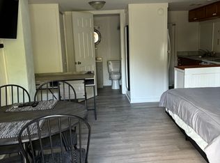 18822 SW 108th St #B, Dunnellon, FL 34432