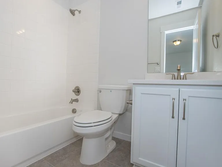 715 Lene Ln — Photo 22