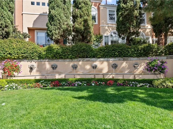 10 Arese Aisle, Irvine, CA 92606