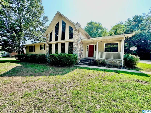 830 Mundy Dr, Anniston, AL 36207