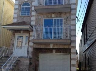 154 E Jersey St, Elizabeth, NJ 07206