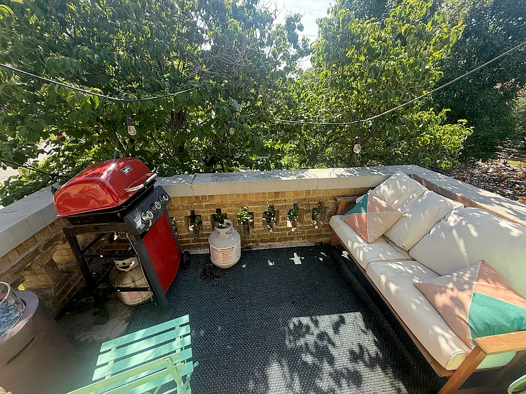 7500 Parkdale Ave — Photo 14