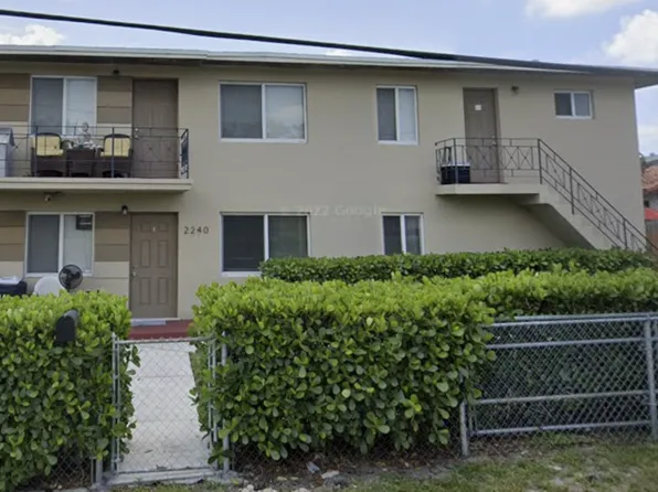 890 NW 22nd Ct, Miami, FL 33125