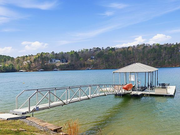 2nd image of 68 Albatross Way