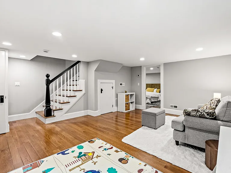 2 Brattle Cir — Photo 40
