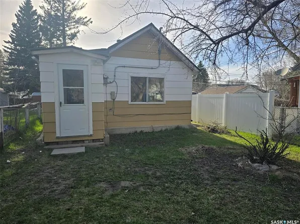 814 Southesk STREET, Whitewood, SK S0G 5C0