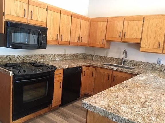 3rd image of 4897 S Cottonwood Ln
