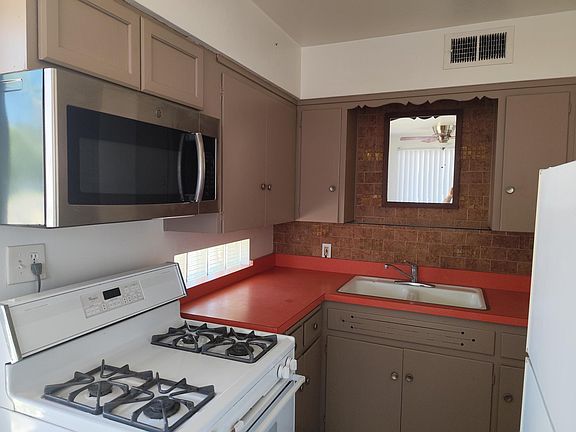 5th image of 2719 E Montecito Ave APT 1