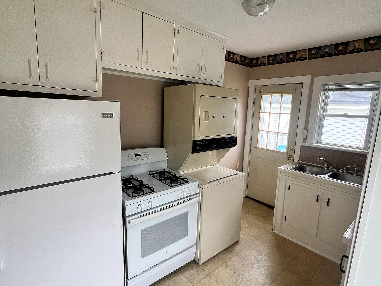 2 bed, 600 sqft, $1,100 — Photo 4