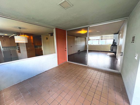 Private Front Patio