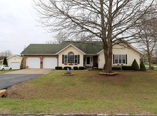 4502 N 16th St, Ozark, MO 65721