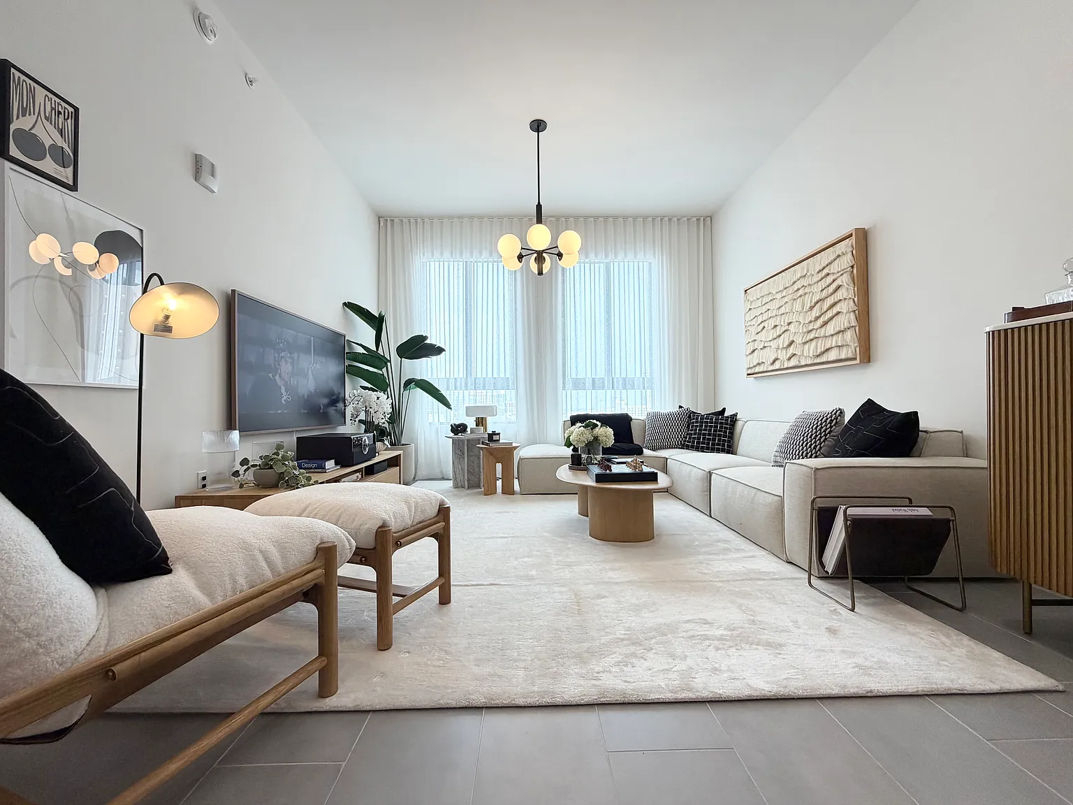 1 bed, 750 sqft, $2,460 — Photo 4