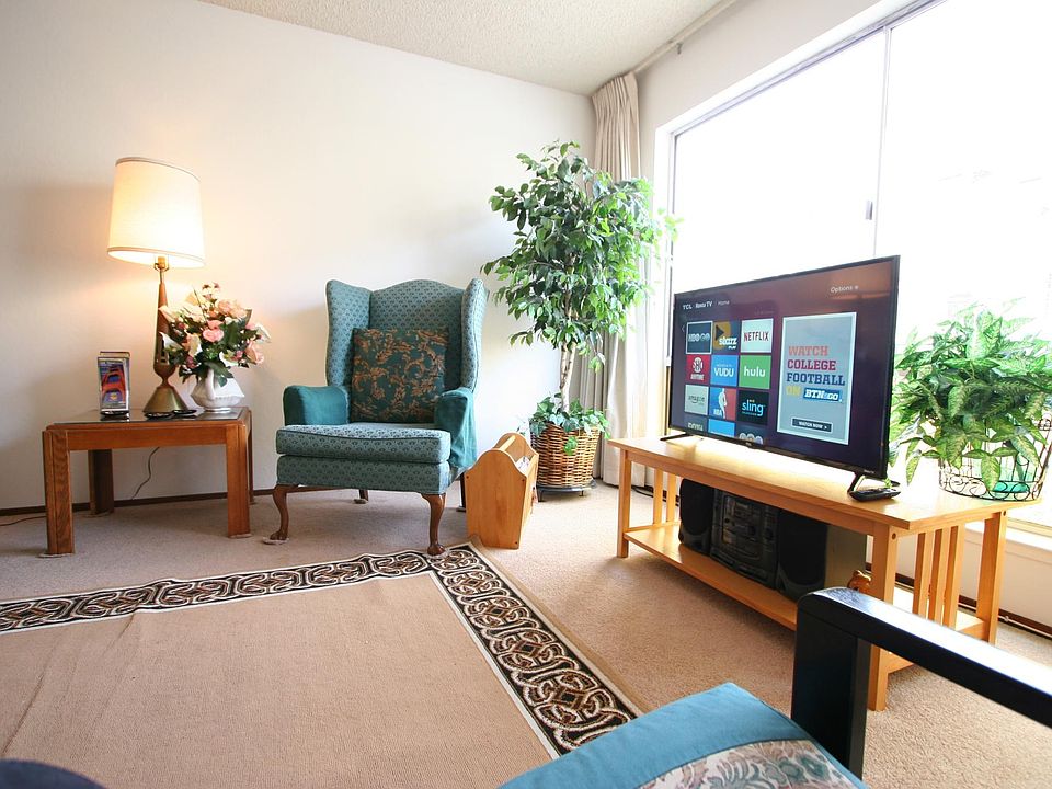 1st image of 210 5th Ave APT 1