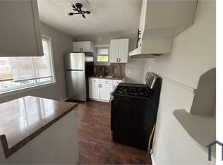 18411 Highland Dr, Maple Heights, OH 44137