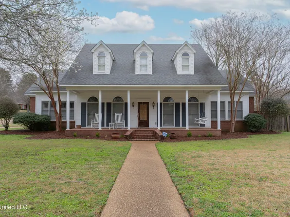 207 Concord Dr, Clinton, MS 39056